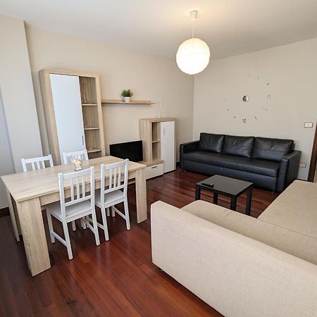פאלאס דה ריי Apartamentos Turisticos Guillermo מראה חיצוני תמונה
