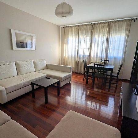 פאלאס דה ריי Apartamentos Turisticos Guillermo מראה חיצוני תמונה