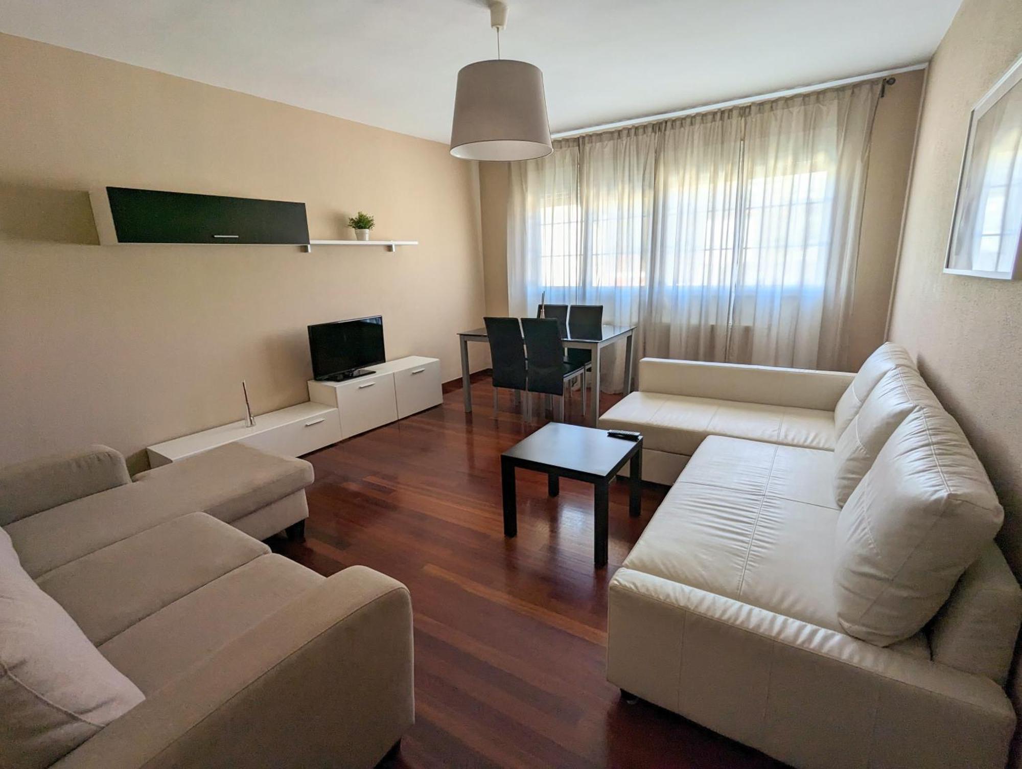 פאלאס דה ריי Apartamentos Turisticos Guillermo מראה חיצוני תמונה