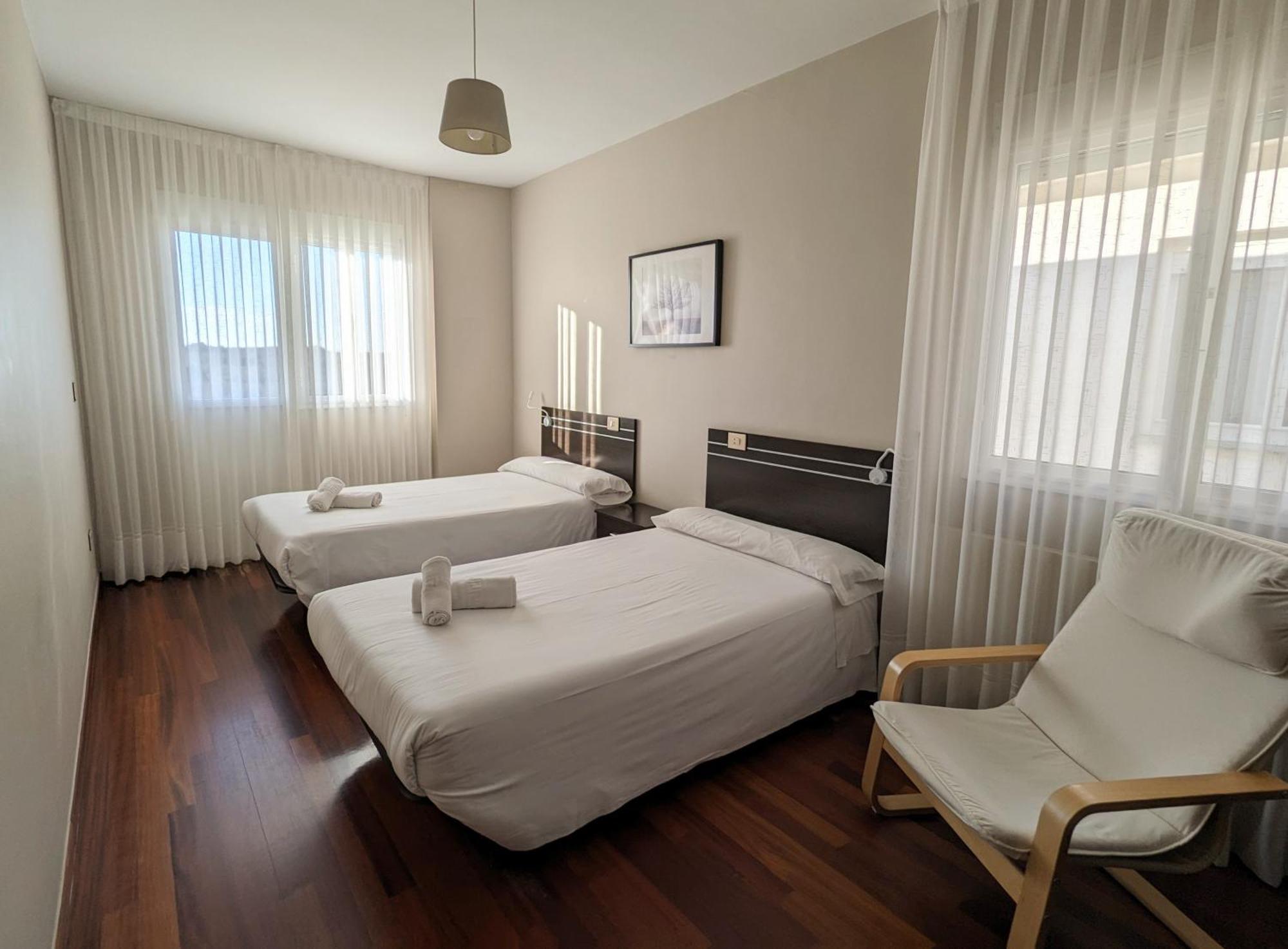 פאלאס דה ריי Apartamentos Turisticos Guillermo מראה חיצוני תמונה